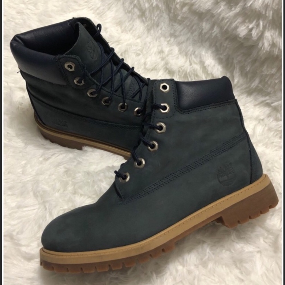 TIMBERLAND 6" Premium Waterproof Boots.